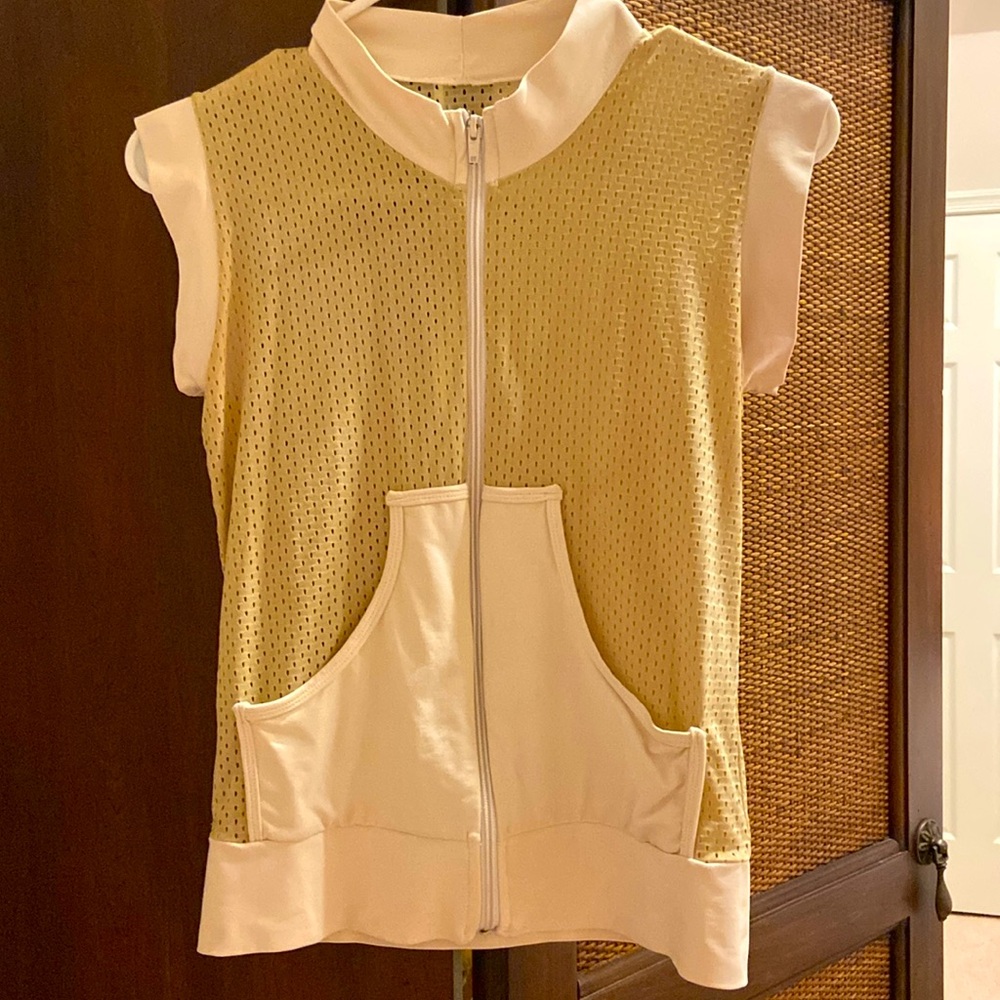 Passion brand size M Pale yellow jacket